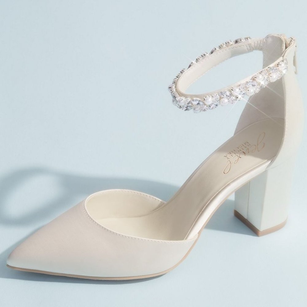 Jewel Badgley Mischka Heels